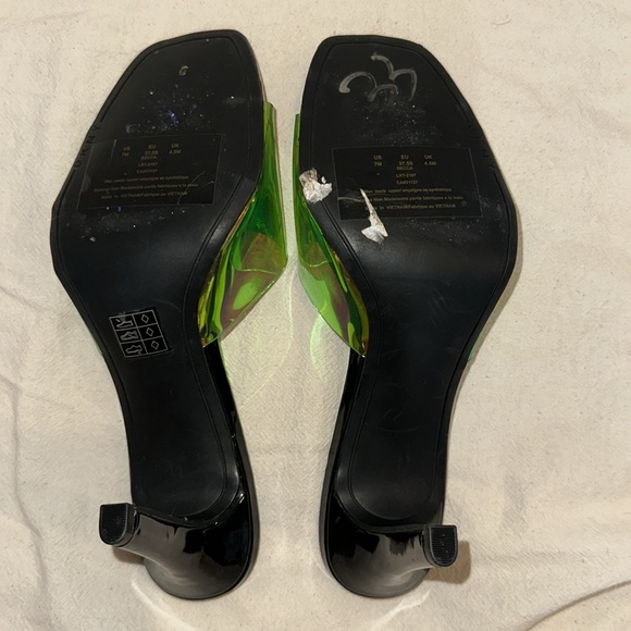 DKNY Open Toe Pump Heel Sandal - Picture 3 of 4